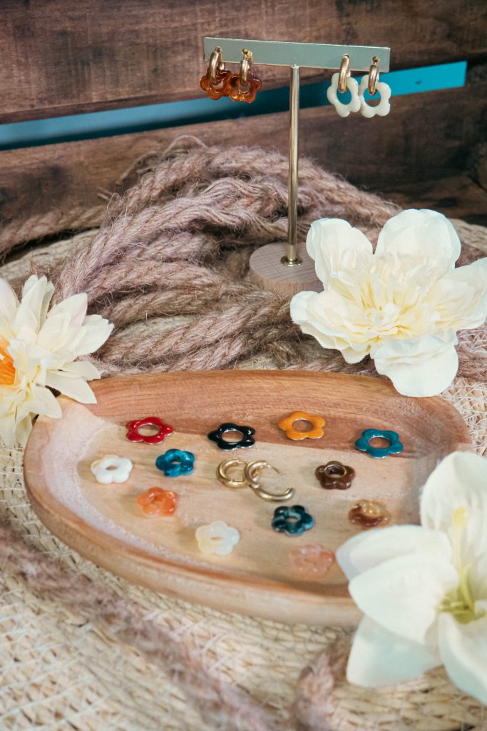 boucles d'oreilles créoles fleurs