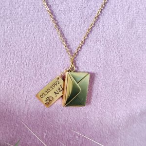 Collier « Enveloppe secrète »